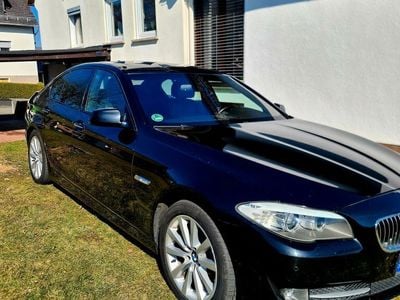 BMW 525