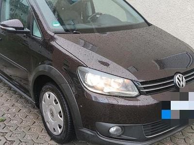 VW Touran Cross