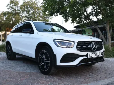 Gebraucht Mercedes GLC300 AMG 258 PS (189 kW) 2020 Weiß SUV
