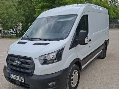 Gebraucht Ford Transit 105 PS (77 kW) 2024 Weiß Van