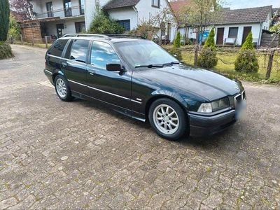 Usata BMW 316 Exclusive 102 CV (75 kW) 1999 Nero Station wagon