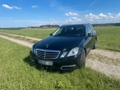 Gebraucht Mercedes E200 Avantgarde 184 PS (135 kW) 2011 Schwarz Kombi