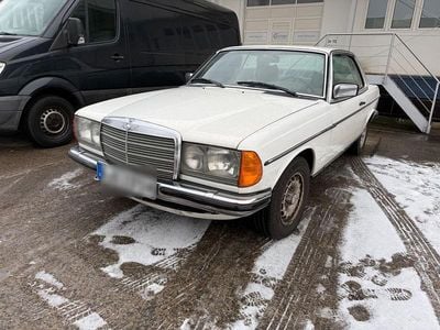 Weiß Gebraucht 1979 Mercedes 280 Coupé | 9.999 €
