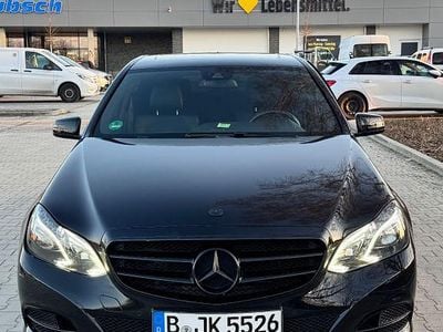 Schwarz Gebraucht 2016 Mercedes E300 Elegance Limousine | 22.900 € (Fairer Preis)