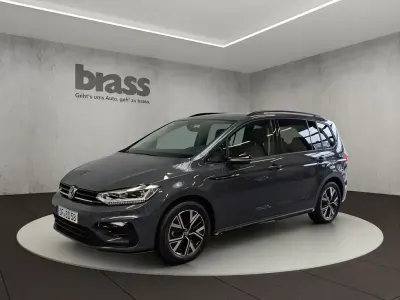 Gebraucht VW Touran Highline 150 PS (110 kW) 2026 Delfingrau metallic Van / Kleinbus