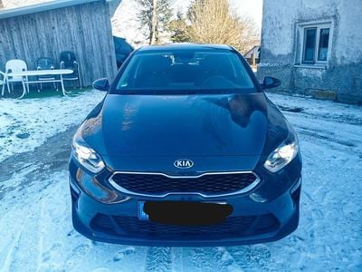 Gebraucht Kia Ceed Vision 140 PS (102 kW) 2020 Grau Kleinwagen