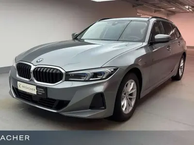 Gebraucht BMW 318 Comfort Edition 150 PS (110 kW) 2024 Skyscraper grau metallic Kombi