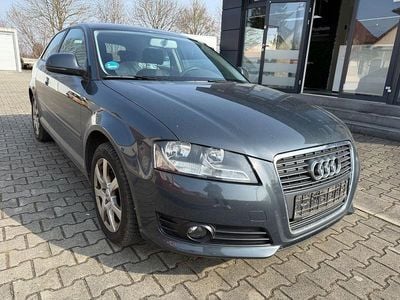 Gebraucht Audi A3 Attraction 125 PS (91 kW) 2010 Grau Kleinwagen