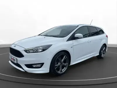 Gebraucht Ford Focus ST-Line 140 PS (102 kW) 2018 Weiß Limousine