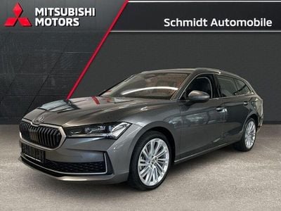 Gebraucht Skoda Superb Selection 193 PS (141 kW) 2024 Graphite grau Kombi