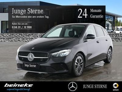 Gebraucht Mercedes B200 Progressive 163 PS (119 kW) 2024 Lack kosmosschwarz Van / Kleinbus