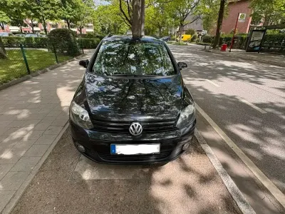 Gebraucht VW Golf Plus Cross Match 122 PS (89 kW) 2012 Schwarz Van / Kleinbus
