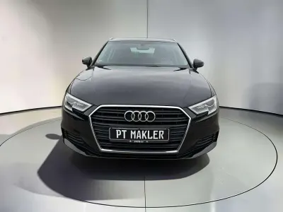 Używany Audi A3 Basis 110 KM (80 kW) 2016 Czarny Hatchback