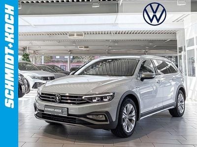 Usata VW Passat Alltrack 200 CV (147 kW) 2023 Bianco Station wagon