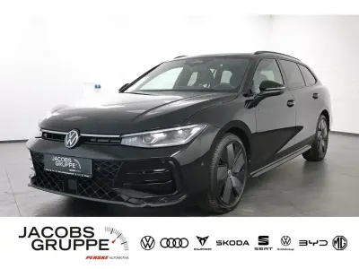 Usata VW Passat Style 110 CV (80 kW) 2025 Nero Station wagon