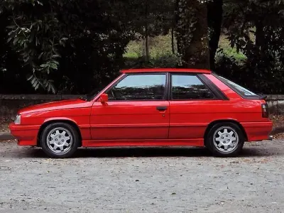Käytetty Renault R11 115 HP (84 kW) 1988 Punainen Viistoperä