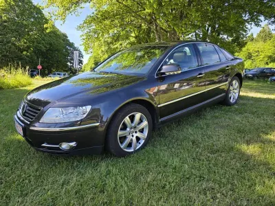 Gebraucht VW Phaeton 239 PS (175 kW) 2010 Braun Limousine