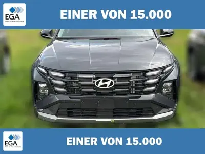 Neu Hyundai Tucson Style 150 PS (110 kW) 2026 Grün metallic SUV