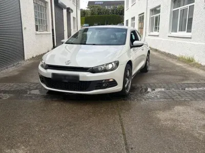 Gebraucht VW Scirocco 122 PS (89 kW) 2009 Weiß Coupé