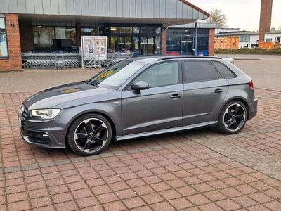 Gebraucht Audi A3 S-Line 150 PS (110 kW) 2014 Grau Kleinwagen