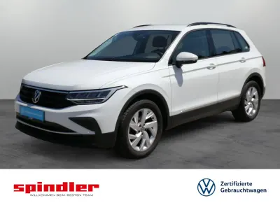 Gebraucht VW Tiguan Life 150 PS (110 kW) 2023 Pure white SUV