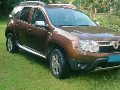 Gebraucht Dacia Duster 107 PS (78 kW) 2011 Braun SUV