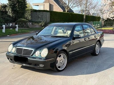 Gebraucht Mercedes E320 Avantgarde 197 PS (144 kW) 2000 Grün Limousine