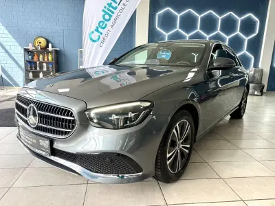 Gebraucht Mercedes E220 194 PS (142 kW) 2021 Grau Limousine