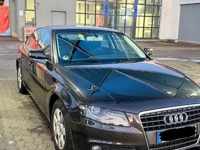 Gebraucht Audi A4 Ambiente 120 PS (88 kW) 2011 Grau Limousine