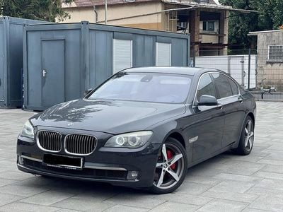 BMW 750