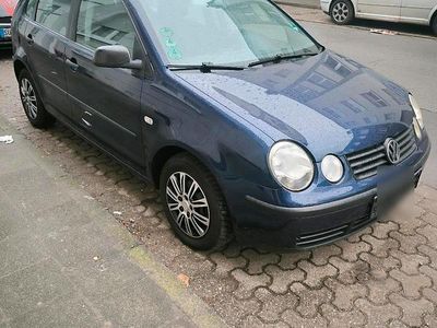 Blau Gebraucht 2004 VW Polo Kleinwagen | 1.050 € (Guter Preis)