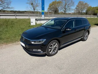 Gebraucht VW Passat Highline 150 PS (110 kW) 2018 Schwarz Kombi