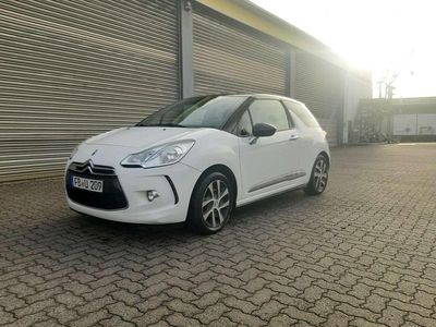 Weiß Gebraucht 2013 DS Automobiles DS3 Kleinwagen | 5.550 €