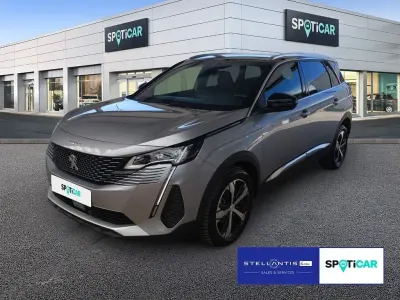 Gebraucht Peugeot 5008 GT 131 PS (96 kW) 2024 Grau SUV