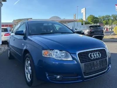 Używany Audi A4 Business 116 KM (85 kW) 2008 Niebieski Kombi