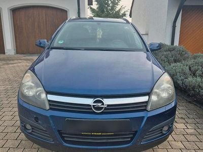 Blau Gebraucht 2006 Opel Astra Limousine | 800 € (Guter Preis)