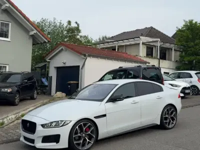 Gebraucht Jaguar XE S 381 PS (280 kW) 2017 Weiß Limousine