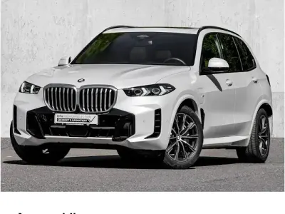 Gebraucht BMW X5 M Sport 489 PS (359 kW) 2025 Weiß SUV