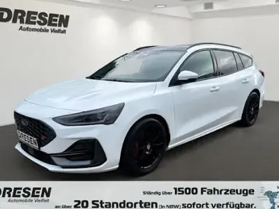 Usata Ford Focus ST 280 CV (205 kW) 2023 Bianco Station wagon
