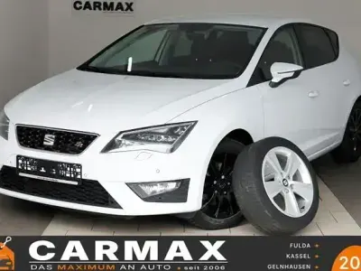 Used Seat Leon FR 150 HP (110 kW) 2017 White Sedan