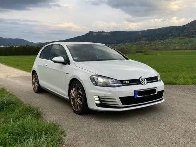 Gebraucht VW Golf GTD 184 PS (135 kW) 2014 Weiß Coupé