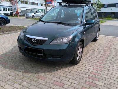 gebraucht Mazda 2 1,4 , inkl.Dachträger und Dachbox.