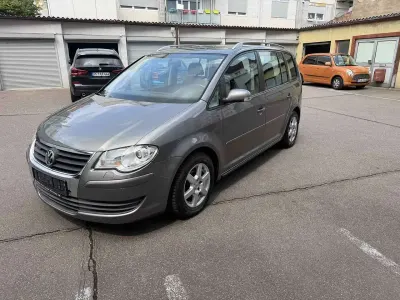 Gebraucht VW Touran Trendline 105 PS (77 kW) 2009 Slate grey metallic Van / Kleinbus
