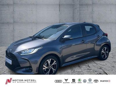 Nuova Toyota Yaris Hybrid 116 CV (85 kW) 2026 Grigio Berlina