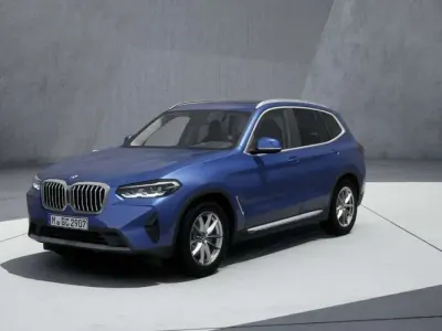Gebraucht BMW X3 Sport Line 190 PS (139 kW) 2023 Blau SUV