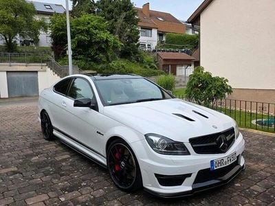 Mercedes C63 AMG