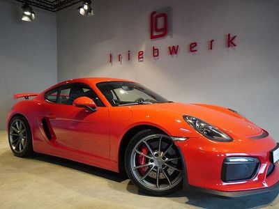 Porsche Cayman GT4