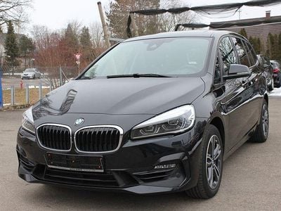 Gebraucht BMW 220 Gran Tourer Sport Line 192 PS (141 kW) 2021 Schwarz Van / Kleinbus
