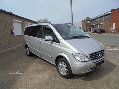 Usata Mercedes Viano 150 CV (110 kW) 2010 Argento Monovolume