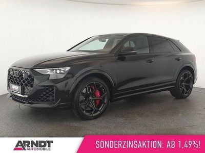 Mythosschwarz Gebraucht 2025 Audi RS Q8 Comfort SUV | 134.484 € (Superpreis)